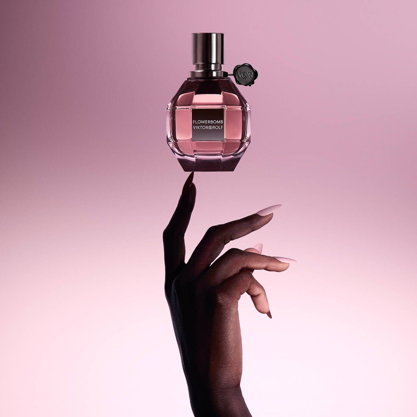 FlowerBomb L‘ Eau De Parfum 3.4oz - GG Market Essentials